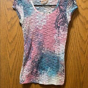 Mudd Pink and Blue Lace Print Short Sleeve Tee